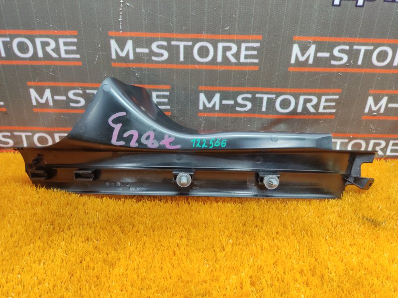 Накладка на порог салона, 350 рублей, Красноярск