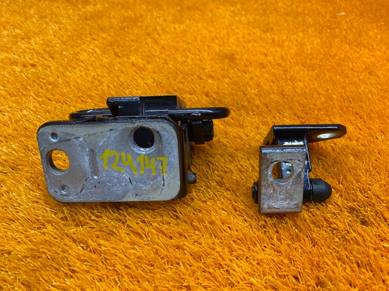 петля двери, 670 рублей, Красноярск