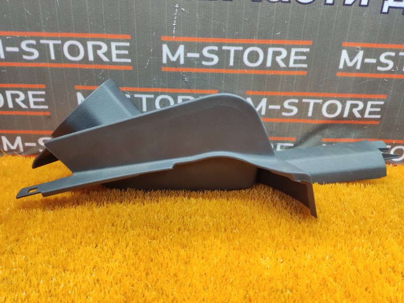 Накладка на порог салона, 350 рублей, Красноярск