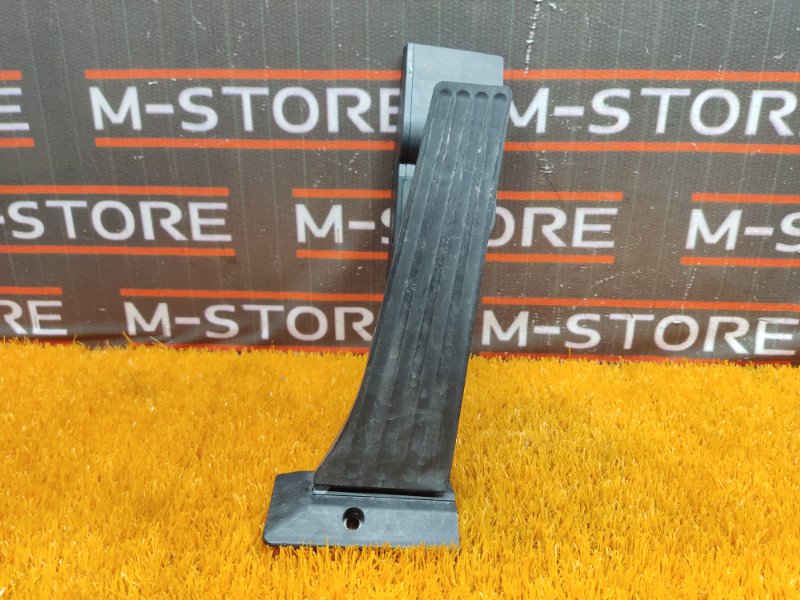 педаль газа, 500 рублей, Красноярск