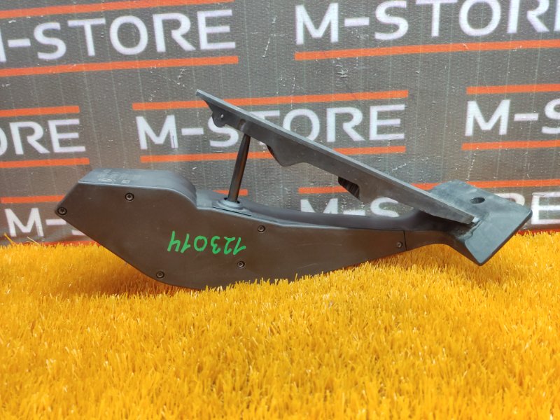 педаль газа, 500 рублей, Красноярск