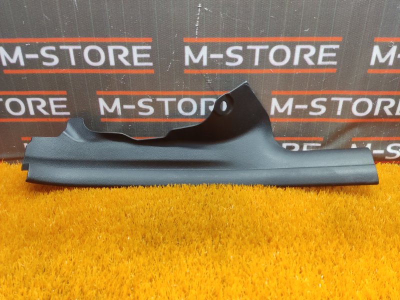 Накладка на порог салона, 350 рублей, Красноярск