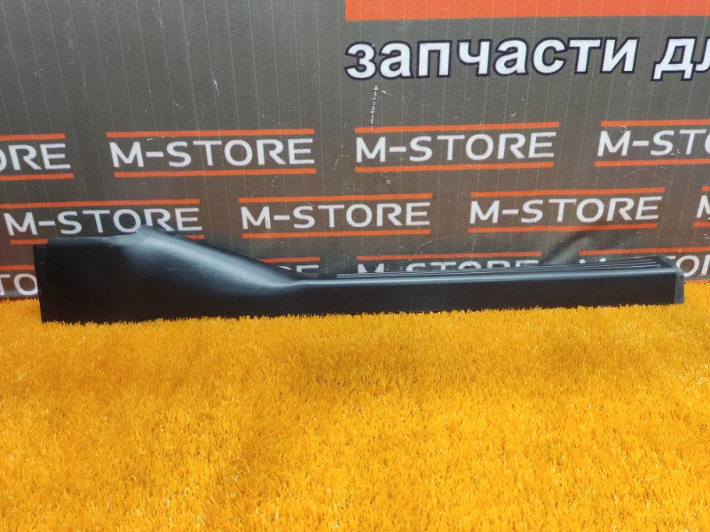 Накладка на порог салона, 350 рублей, Красноярск