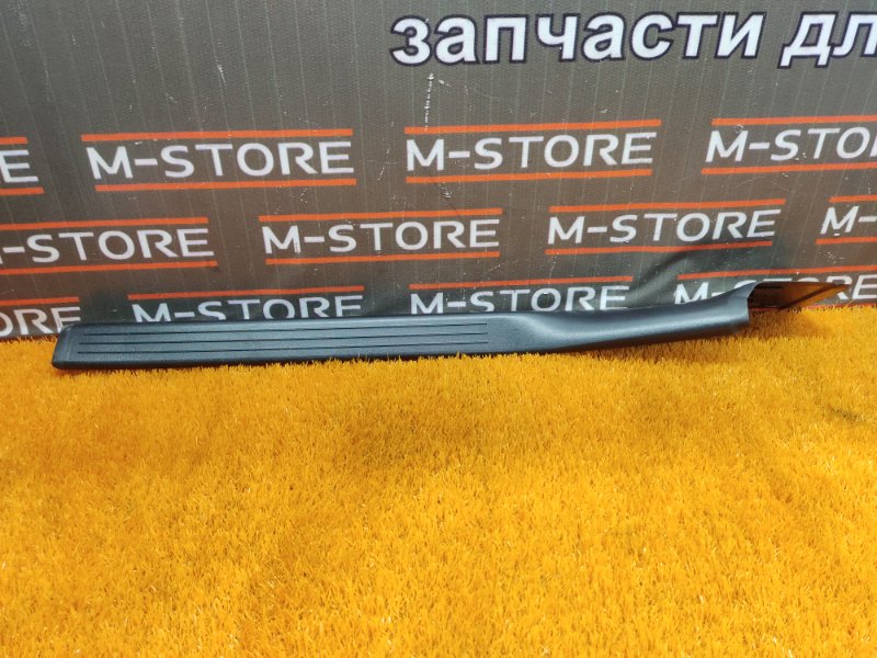 Накладка на порог салона, 350 рублей, Красноярск