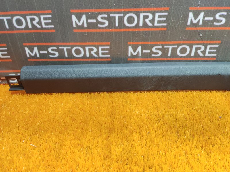 Накладка на порог салона, 350 рублей, Красноярск