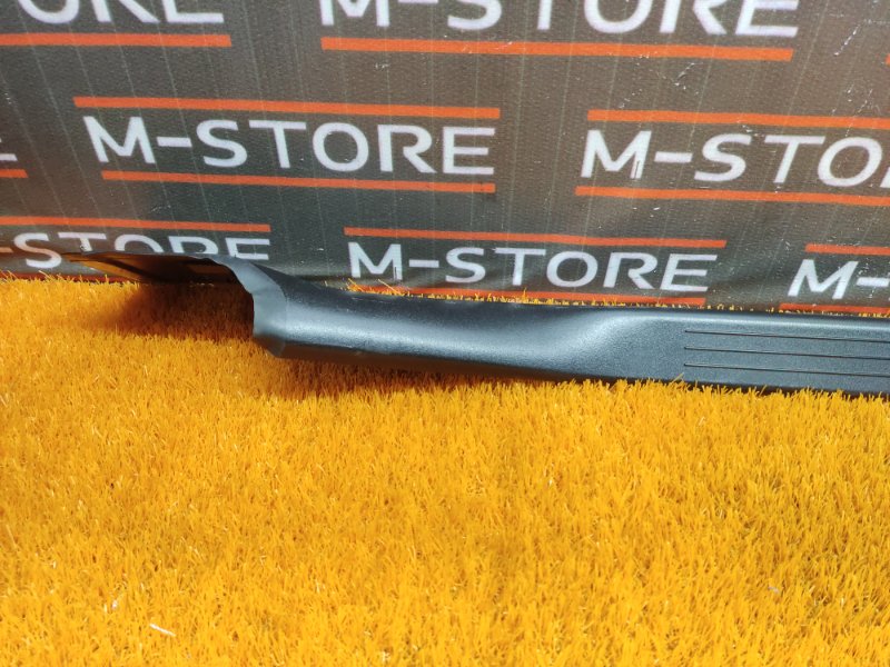 Накладка на порог салона, 350 рублей, Красноярск