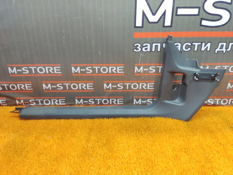 Накладка на порог салона, 350 рублей, Красноярск