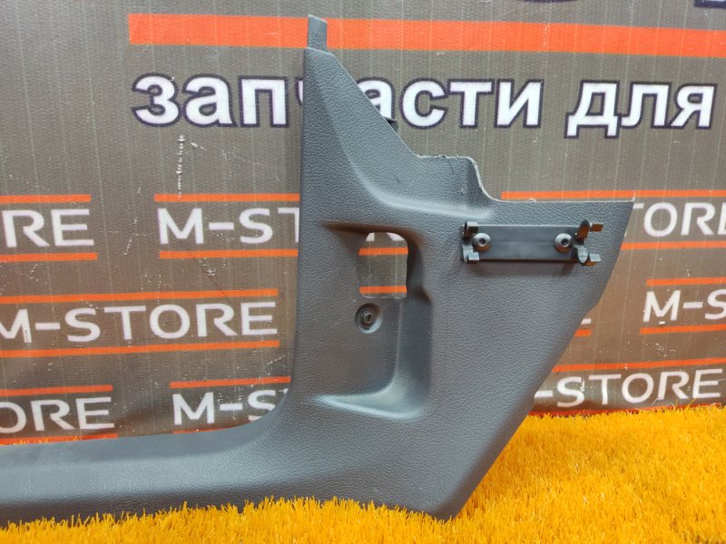 Накладка на порог салона, 350 рублей, Красноярск