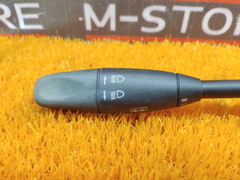 переключатель поворотов, 1000 рублей, Красноярск