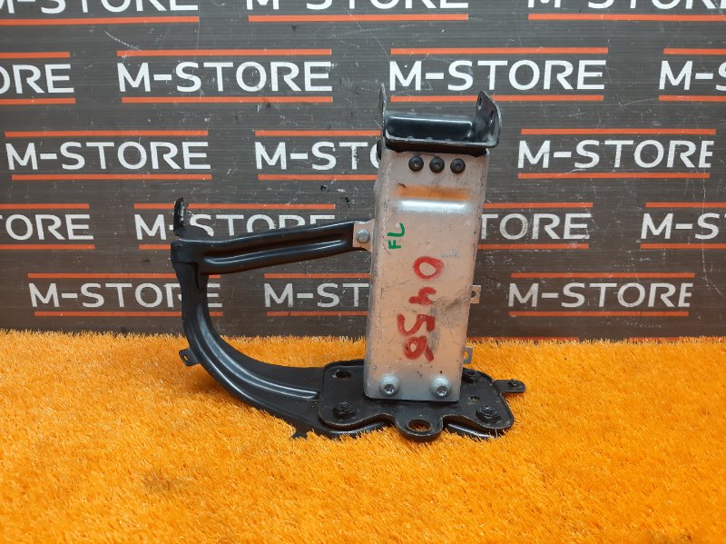 кронштейн усилителя бампера, 930 рублей, Красноярск