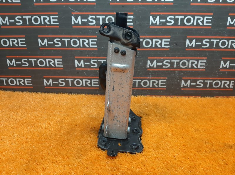 кронштейн усилителя бампера, 930 рублей, Красноярск