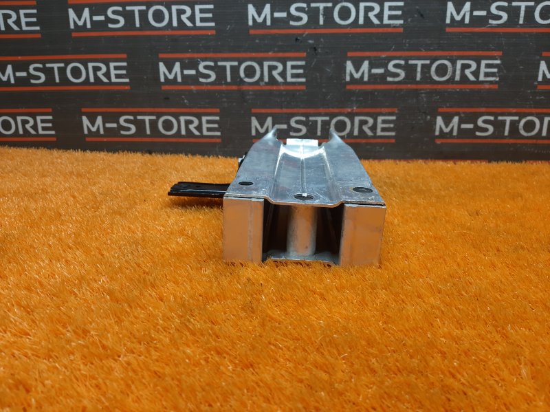 кронштейн усилителя бампера, 1520 рублей, Красноярск