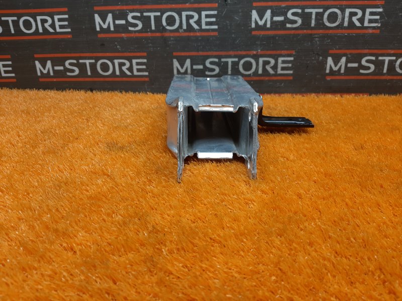 кронштейн усилителя бампера, 1520 рублей, Красноярск