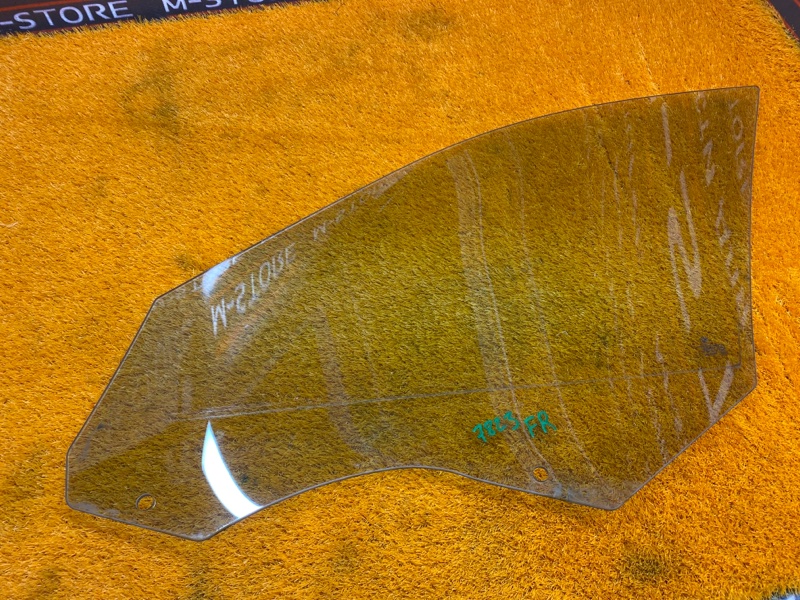 Стекло боковое, 1290 рублей, Красноярск