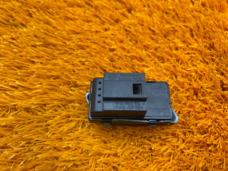 Кнопка центрального замка, 260 рублей, Красноярск