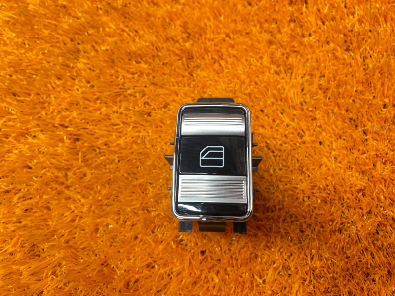 кнопка стеклоподъемника, 500 рублей, Красноярск