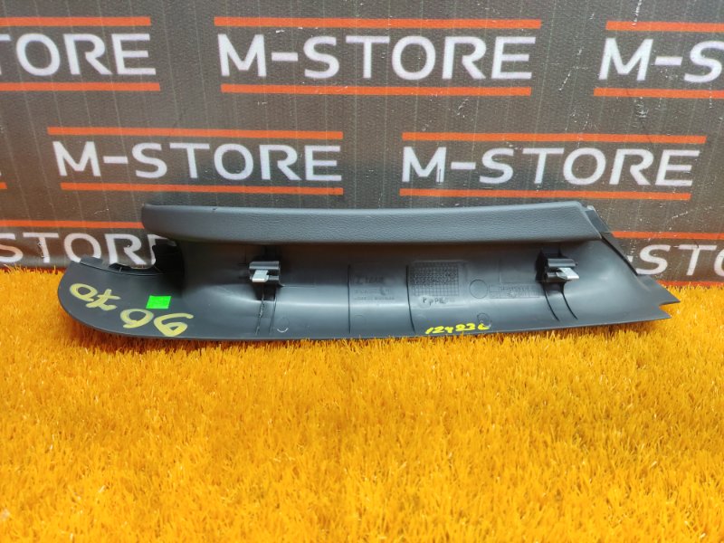 обшивка двери багажника, 190 рублей, Красноярск