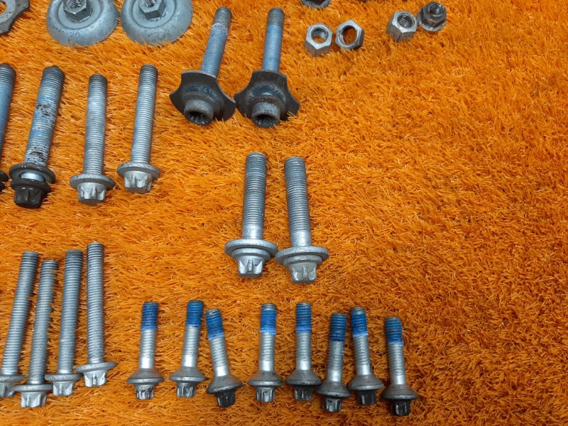 Болты и гайки задней подвески, 630 рублей, Красноярск