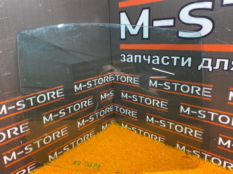 Стекло боковое, 540 рублей, Красноярск