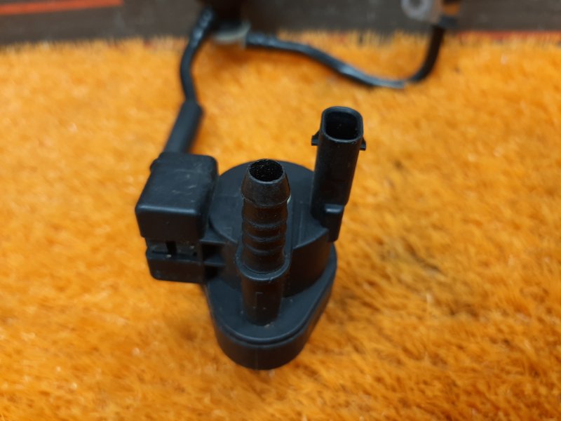 Клапан вентиляции топливного бака, 670 рублей, Красноярск