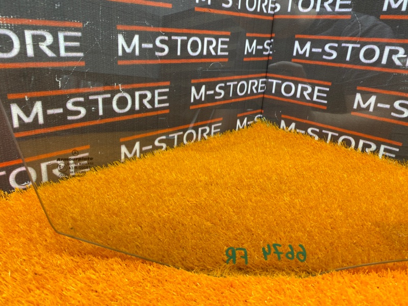 Стекло боковое, 670 рублей, Красноярск