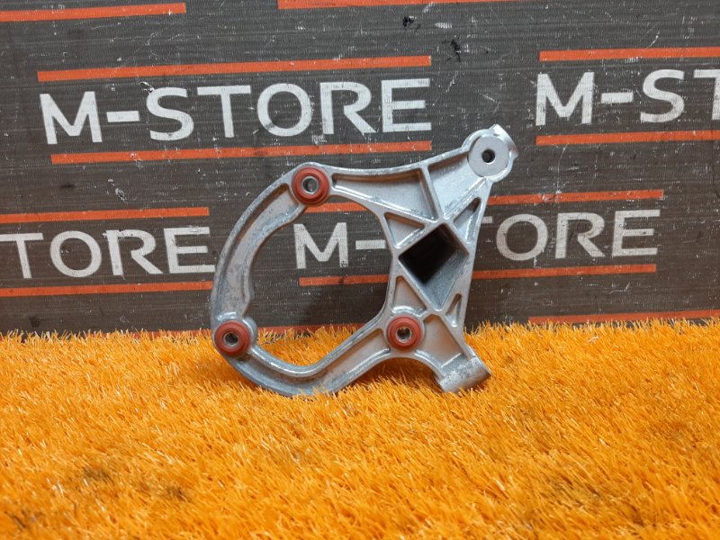 кронштейн насоса продувки катализатора, 340 рублей, Красноярск