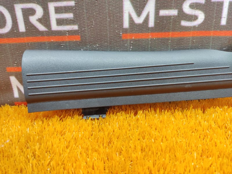 Накладка на порог салона, 300 рублей, Красноярск