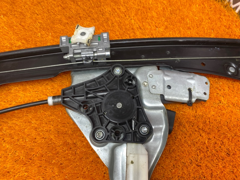 стеклоподъемник, 3230 рублей, Красноярск