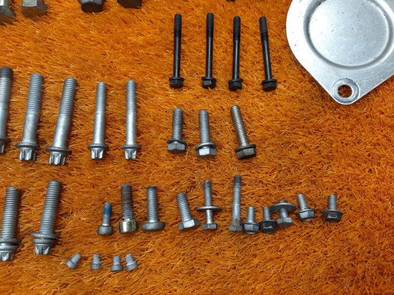 Болты и гайки ДВС, 810 рублей, Красноярск