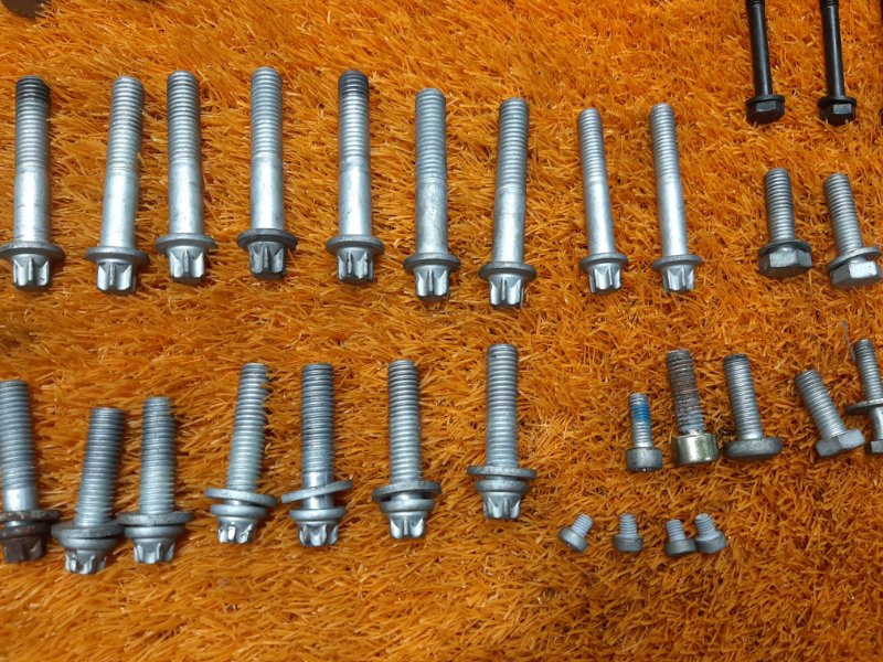 Болты и гайки ДВС, 810 рублей, Красноярск