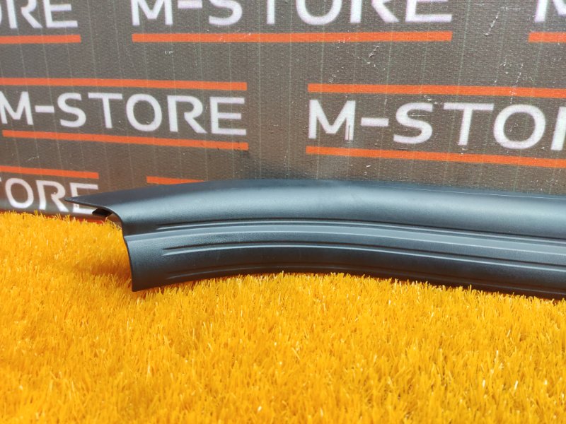 Накладка на порог салона, 350 рублей, Красноярск