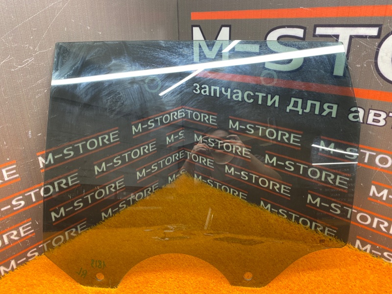 Стекло боковое, 850 рублей, Красноярск