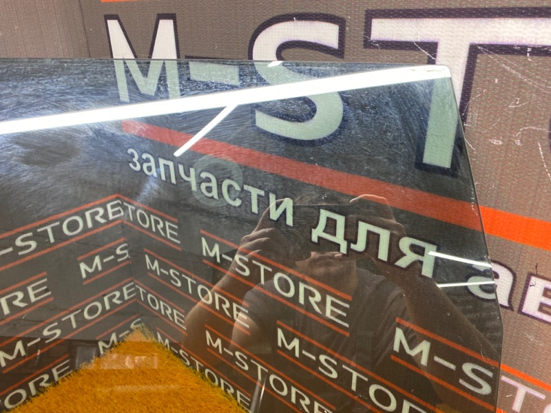 Стекло боковое, 850 рублей, Красноярск