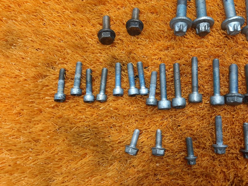 Болты и гайки ДВС, 630 рублей, Красноярск