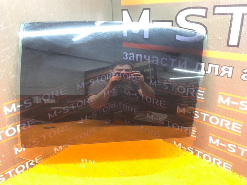 Стекло боковое, 350 рублей, Красноярск