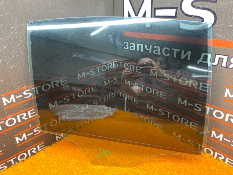 Стекло боковое, 980 рублей, Красноярск