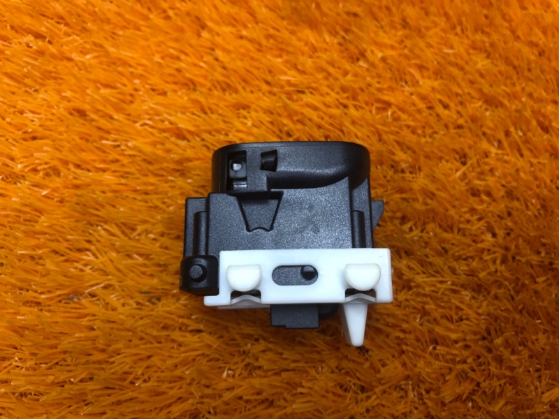 кнопка стеклоподъемника, 300 рублей, Красноярск