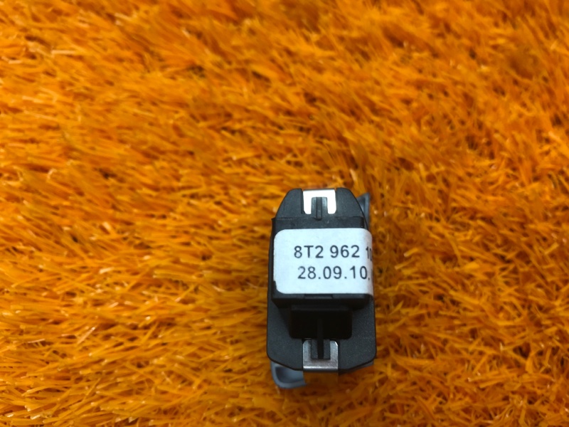 Кнопка центрального замка, 350 рублей, Красноярск