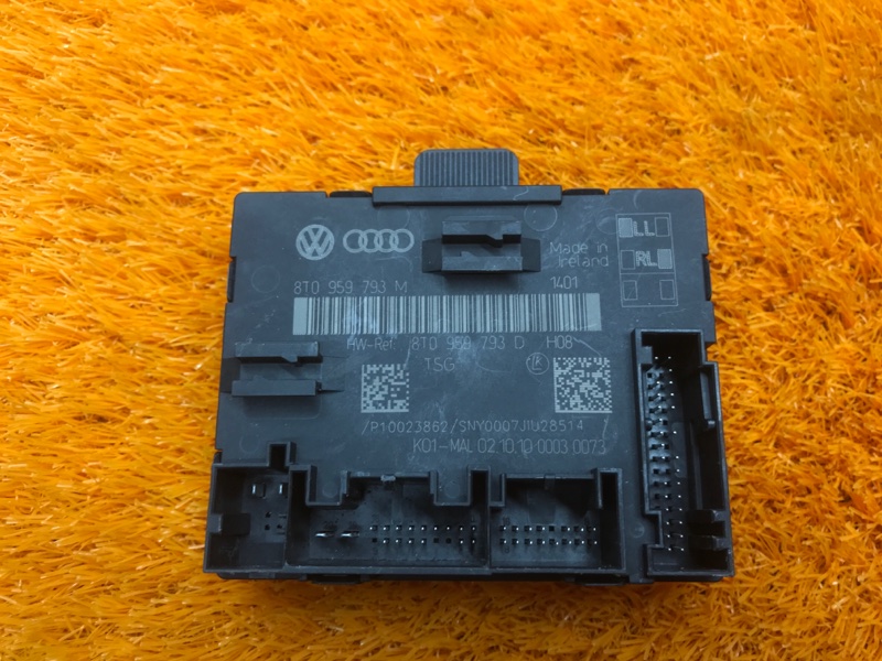 Блок управления дверью, 1000 рублей, Красноярск