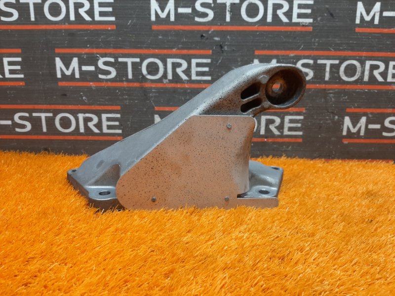 Кронштейн подушки двигателя, 970 рублей, Красноярск