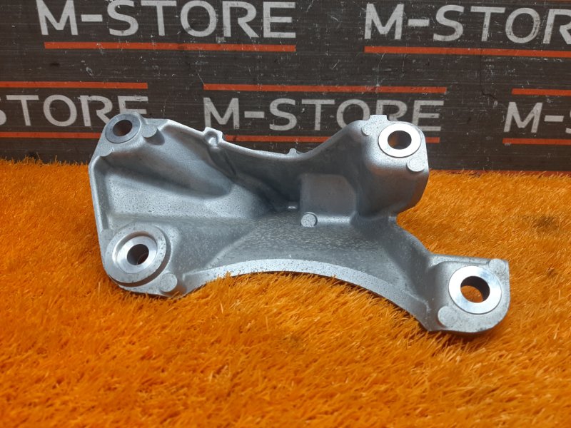 Кронштейн подушки двигателя, 1820 рублей, Красноярск