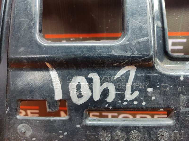 крепление бампера, 500 рублей, Красноярск