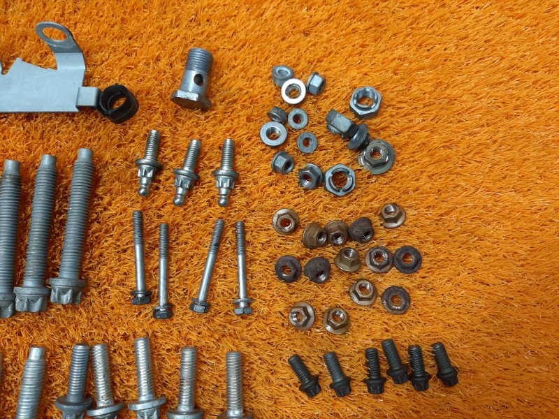 Болты и гайки ДВС, 750 рублей, Красноярск