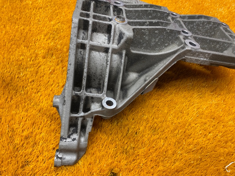 кронштейн компрессора кондиционера, 930 рублей, Красноярск