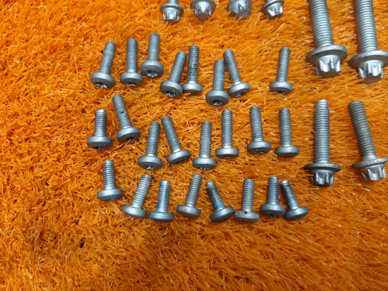 Болты и гайки ДВС, 930 рублей, Красноярск