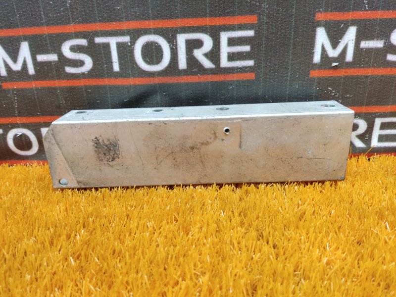 кронштейн усилителя бампера, 930 рублей, Красноярск