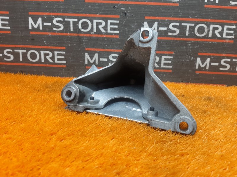 Кронштейн подушки двигателя, 380 рублей, Красноярск