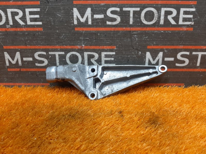 Кронштейн подушки двигателя, 930 рублей, Красноярск