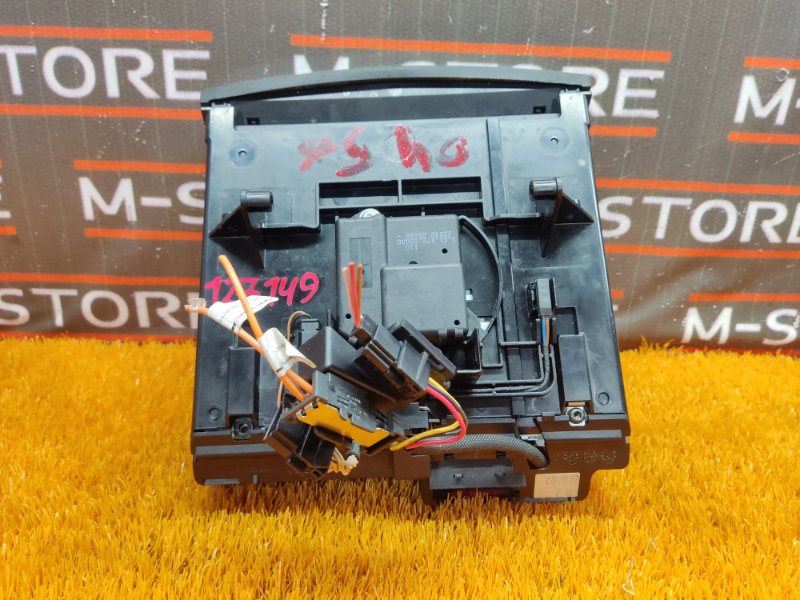 Блок кнопок (подогрев сидений), 1400 рублей, Красноярск