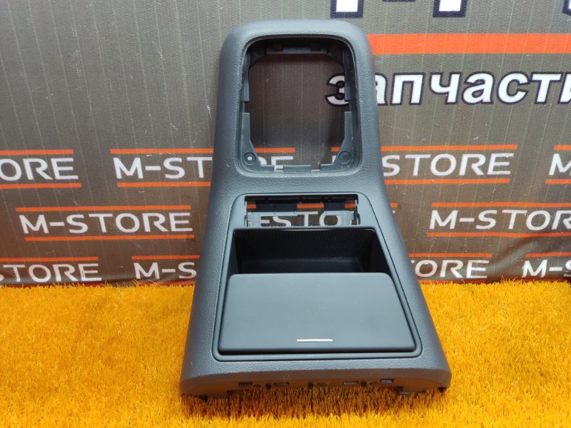 Консоль между сидений, 670 рублей, Красноярск